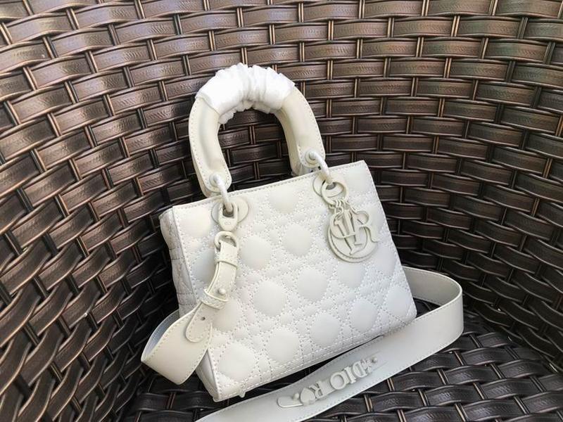 Chanel Handbags 626